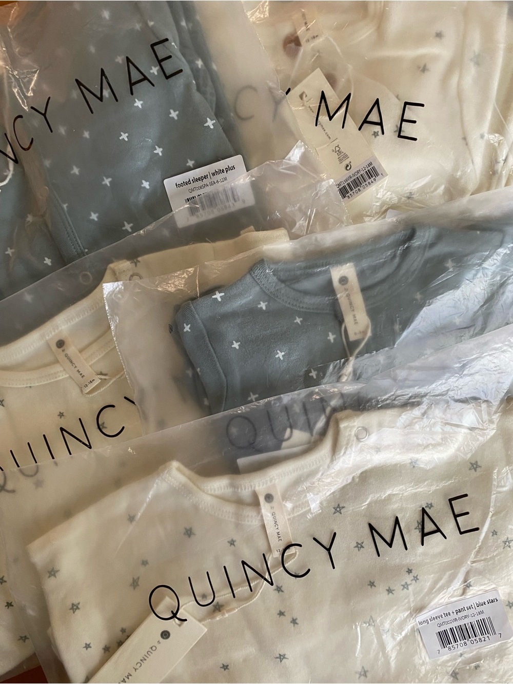 Quincy Mae Organic Cotton Star Romper, Snaps, Gender Neutral, Ivory, Rylee + Cru - Picture 7 of 9
